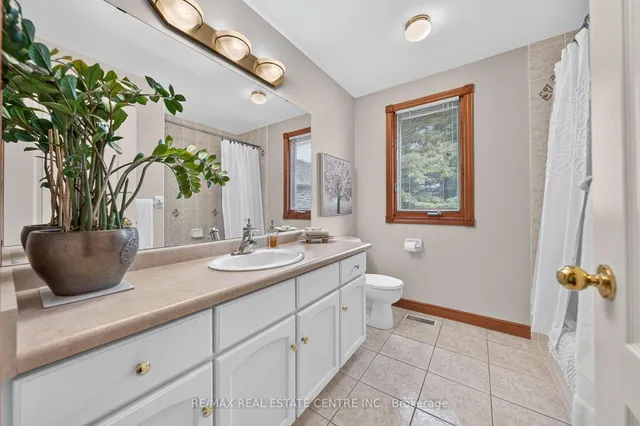 52 Archwood Cres, Cambridge 4