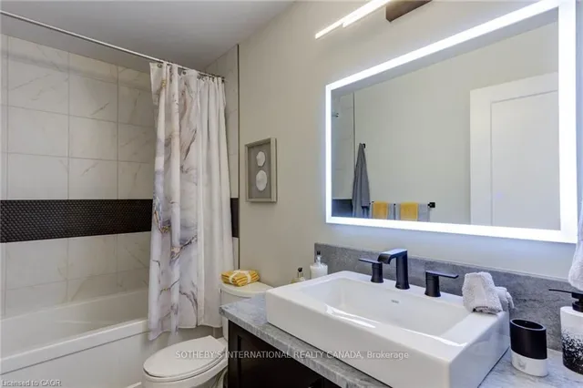 18 Oak Forest Common #8B, Cambridge 3