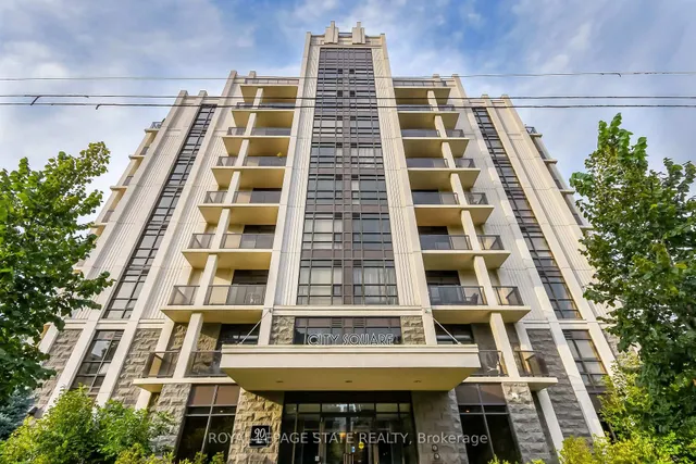 90 Charlton Ave #804, Hamilton