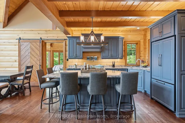 1666 Beaumont Dr, Bracebridge 2