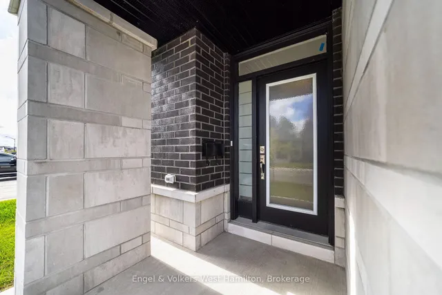 374 Big Dipper St, Ottawa 3