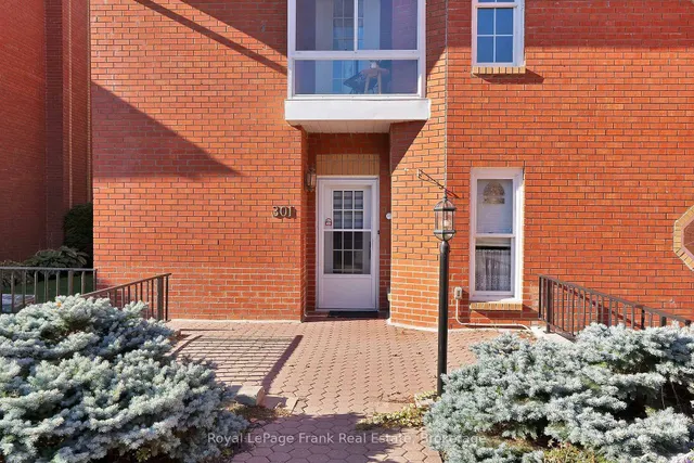 1 Sherwood St #301, Kawartha Lakes 5