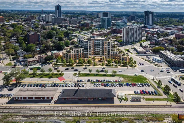 115 Victoria St, Kitchener 4