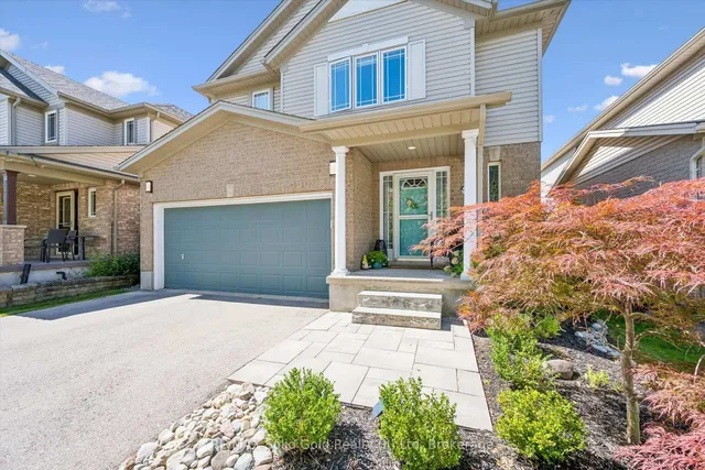 642 Interlaken Dr, Waterloo 2