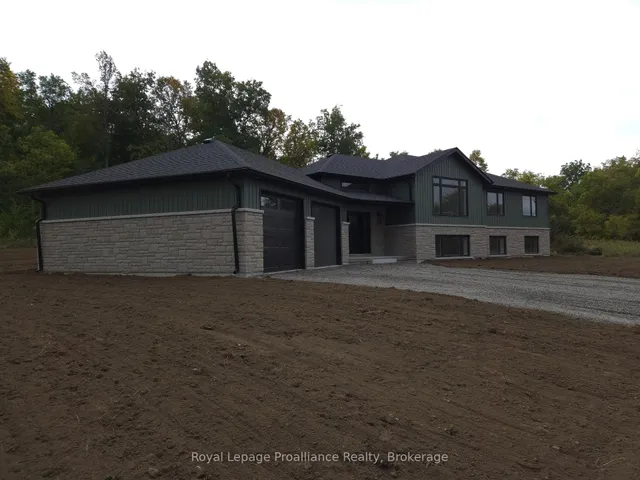 1295 Victoria Rd, Prince Edward County 3