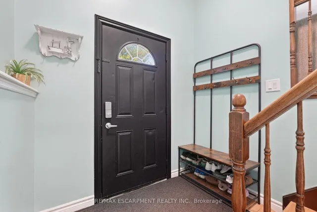 34 Grantham Ave, St. Catharines 4