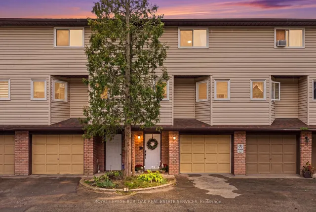 22 Bond St #D, Brantford 2