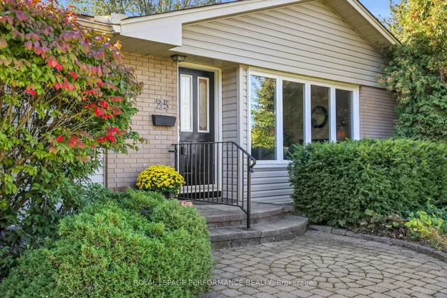 25 Thorncliff Pl, Ottawa 4