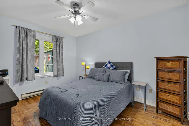 680 Whitaker St #7, Peterborough 2