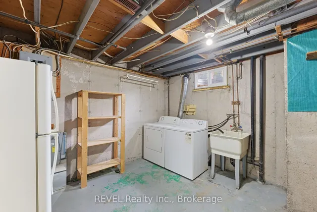 151 Linwell Rd #15, St. Catharines 3