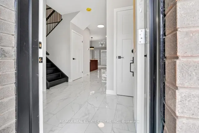 264 Blair Rd #9, Cambridge 4
