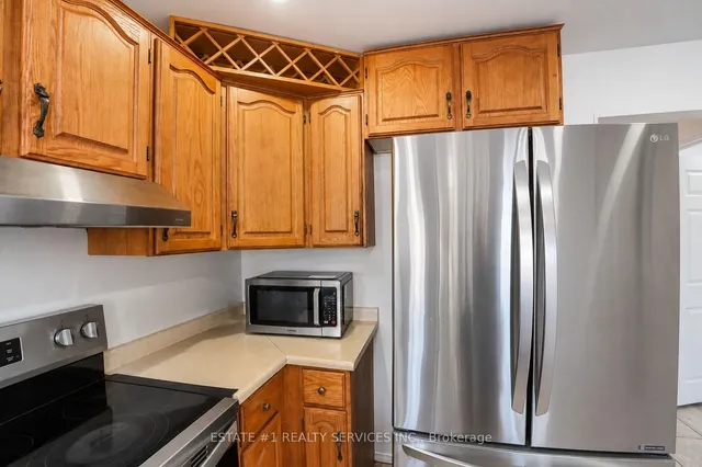 35 Golden Meadow Dr, Kitchener 5