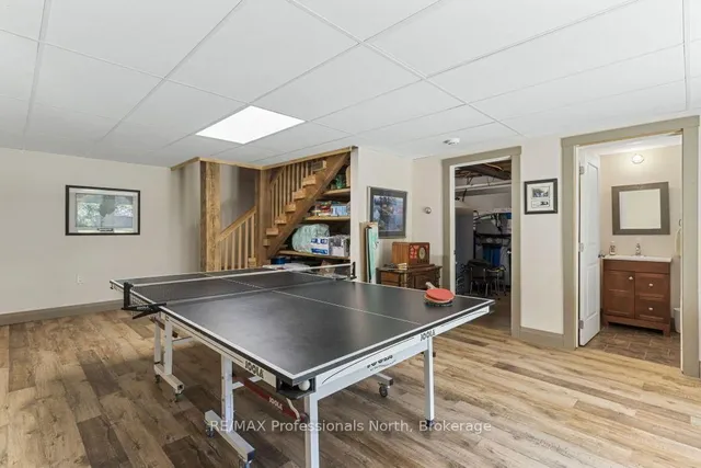 1147 McCrea Rd, Highlands East 5