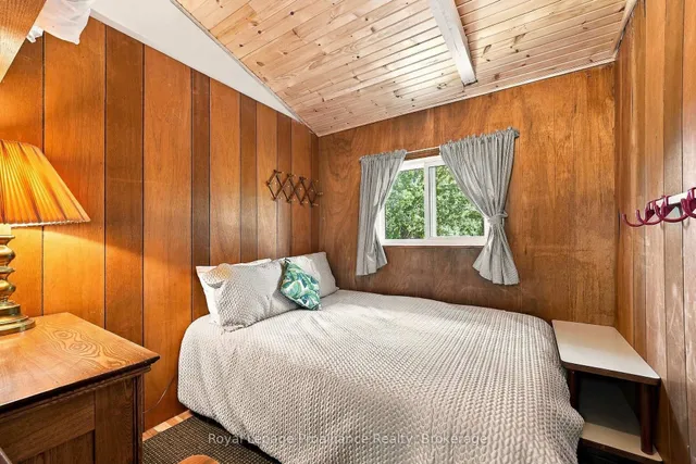 30 Mayne Lane, Prince Edward County 3