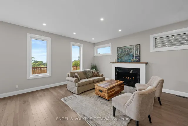 6933 Notre Dame St, Ottawa 5