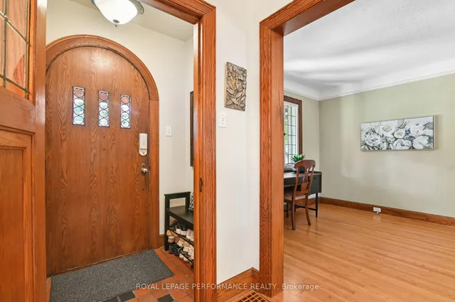 383 Hamilton Ave, Ottawa 2