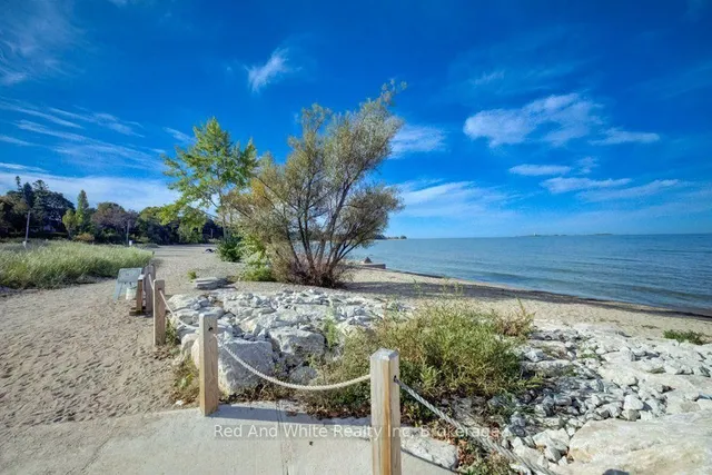 160 Morpeth St #8, Saugeen Shores 5