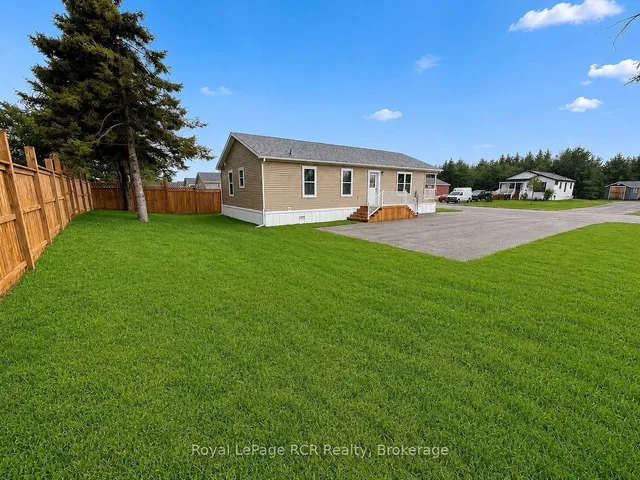 210 Spruce Dr, West Grey 3