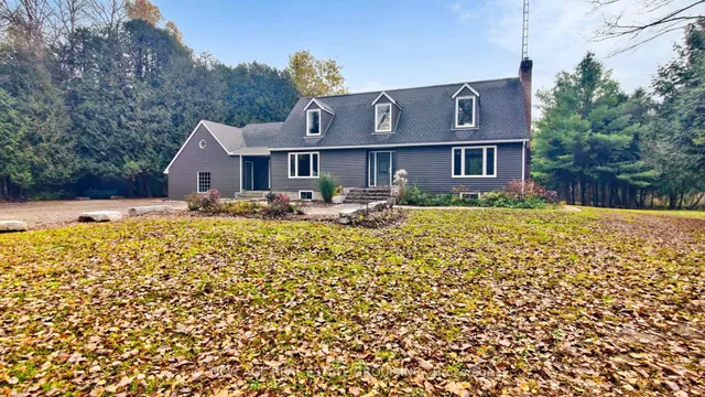 9045 Sideroad 17, Erin 2