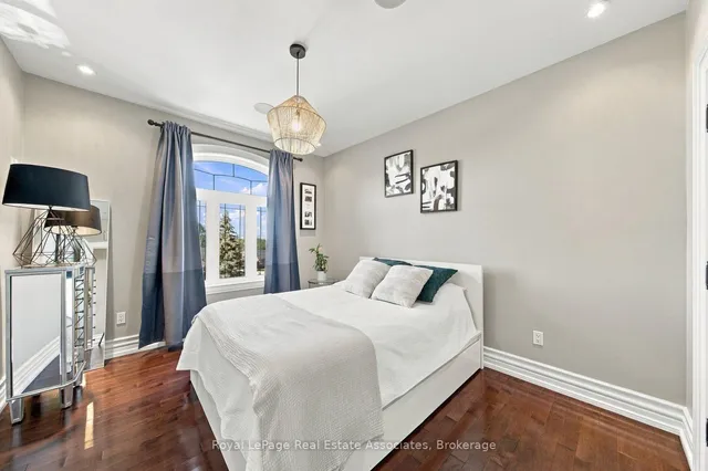 82 Margaret Ave, Hamilton 2