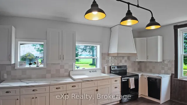 482 10 Sdrd, Brockton 5