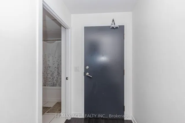 85 Duke St #1103, Kitchener 5