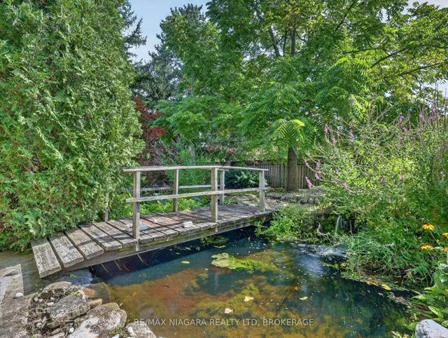 14 Fairlawn Crt, St. Catharines 4