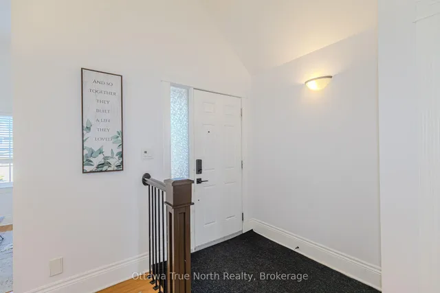 83 Leacock Dr, Kanata 2