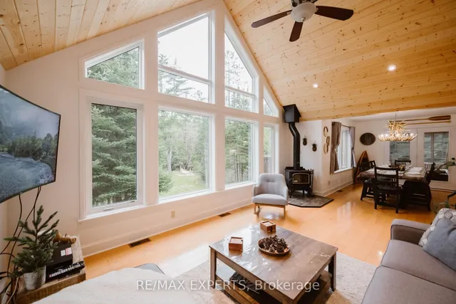 1216 Miriam Dr, Bracebridge 2