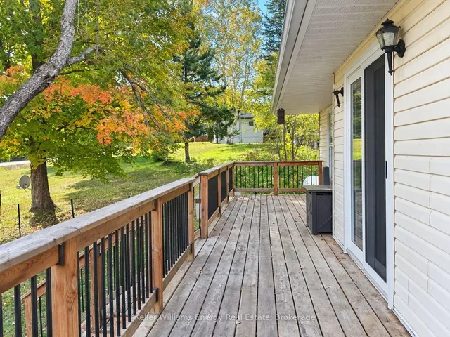 1250 Donroy Rd, Highlands East 5