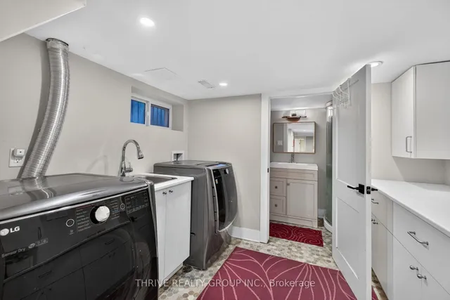 837 Wellington St, London East 5