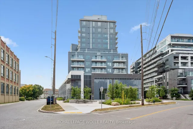 93 Arthur St #618, Guelph 4
