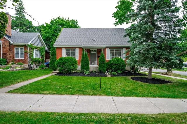 470 Albertus Ave, Peterborough 2