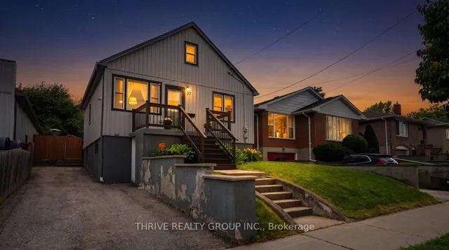 37 Emery St, London South 4