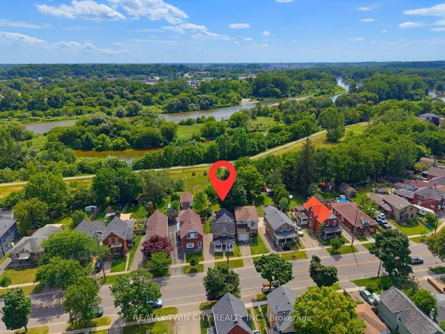 112 Grand River Ave, Brantford 2