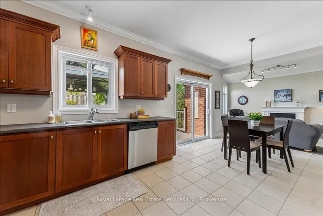 160 May St, Guelph/Eramosa 2