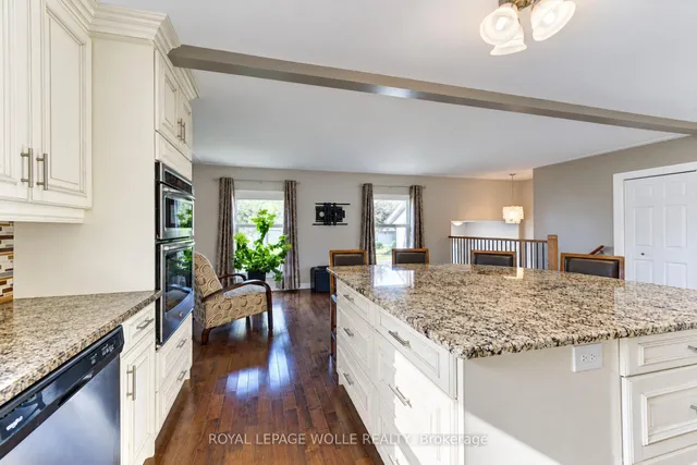 34 Wayne Dr, Kitchener 4
