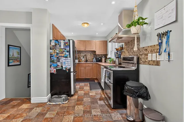 2010 Trafalgar St, London East 4