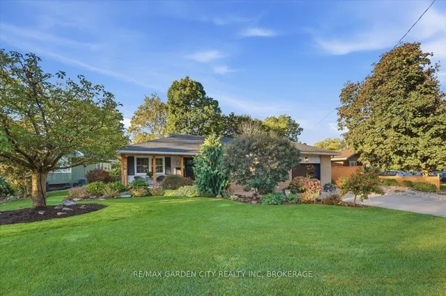 98 Village Rd, St. Catharines 2