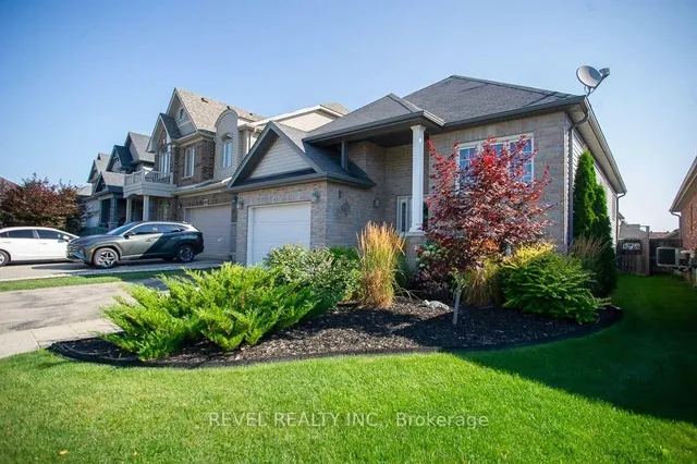 48 Nightingale Dr, Brantford 3