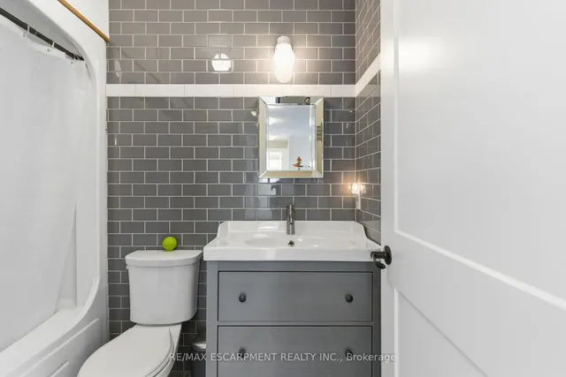 111 SMITS COVE #302, West Lincoln 5