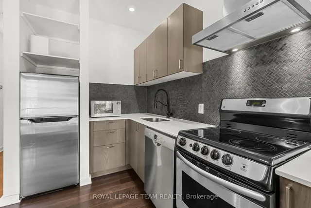 1308 Thames St #301, Ottawa 5