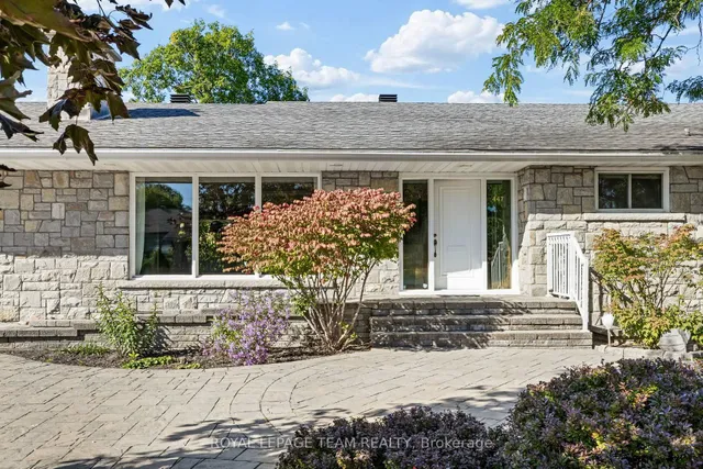 447 Simpson Rd, Ottawa 2