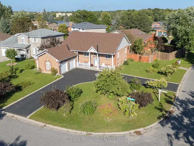 662 Millbrook Cres, Kingston 2