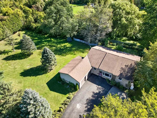 41 Ferguson Lane, Front of Leeds & Seeleys Bay 2
