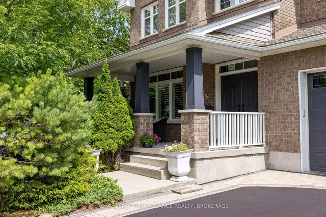 633 Fieldstone Dr, Kingston 2