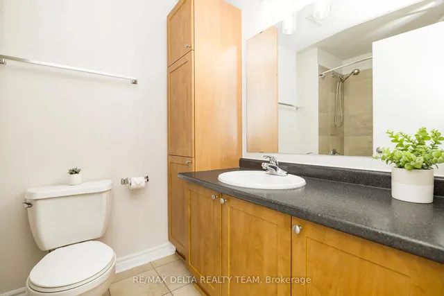70 Landry St #1207, Ottawa 5