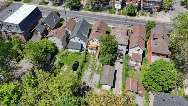 512 Johnson St, Kingston 4