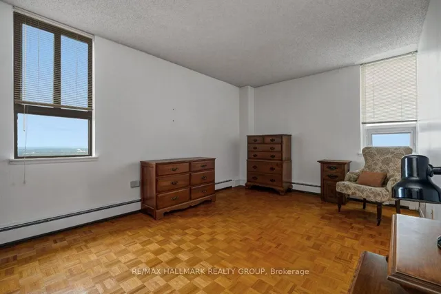 505 St Laurent Blvd #2204, Ottawa 3