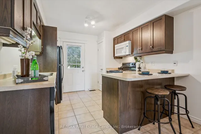 185 Carters Lane, Guelph/Eramosa 3